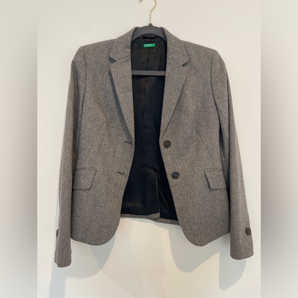 United Colors Of Benetton Gray Sport Coat with Notched Lapels